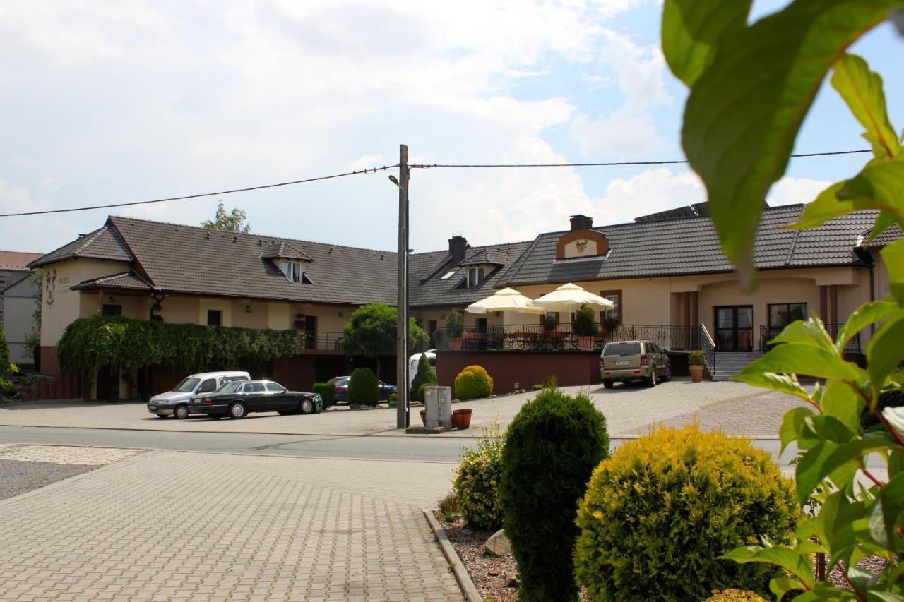 Dworek Szonowice Екстериор снимка